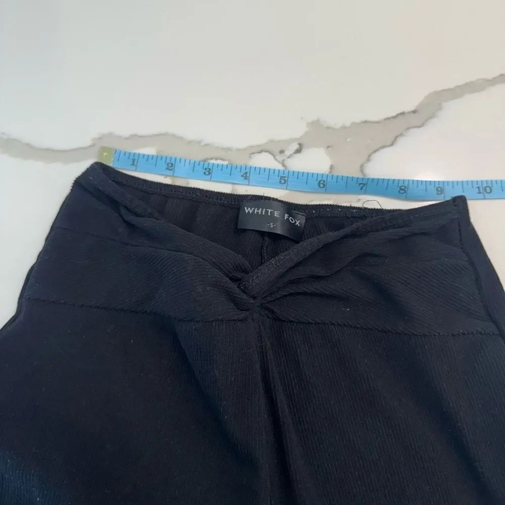 While Fox Ribbed Black stretchy Pants - Picture 3 of 5